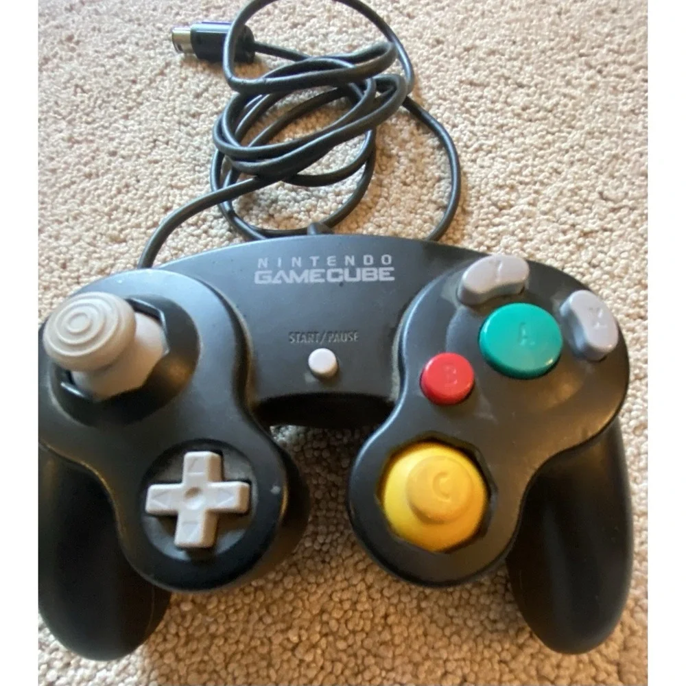 Nintendo GameCube Controller Black  DOL-003 OEM Authentic
